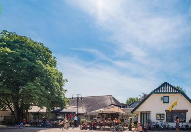 Sfeervolle Chalet Met Terras, H14 De Veldkamp, Epe, Voor 4 Personen Villa Kültér fotó